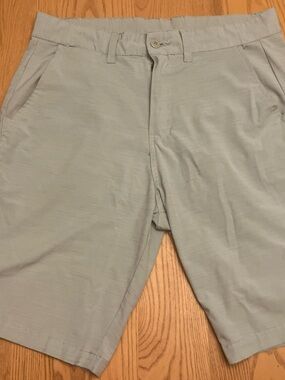 Men’s Burnside Tan Shorts 33 Waist NWOT